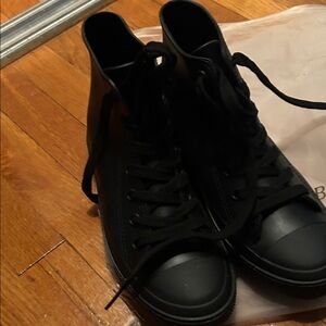 Water proof Black High-top sneakers